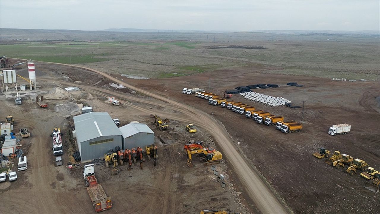 Kilis'te yeni kurulan OSB'de 200 bin kişinin istihdam edilmesi hedefleniyor