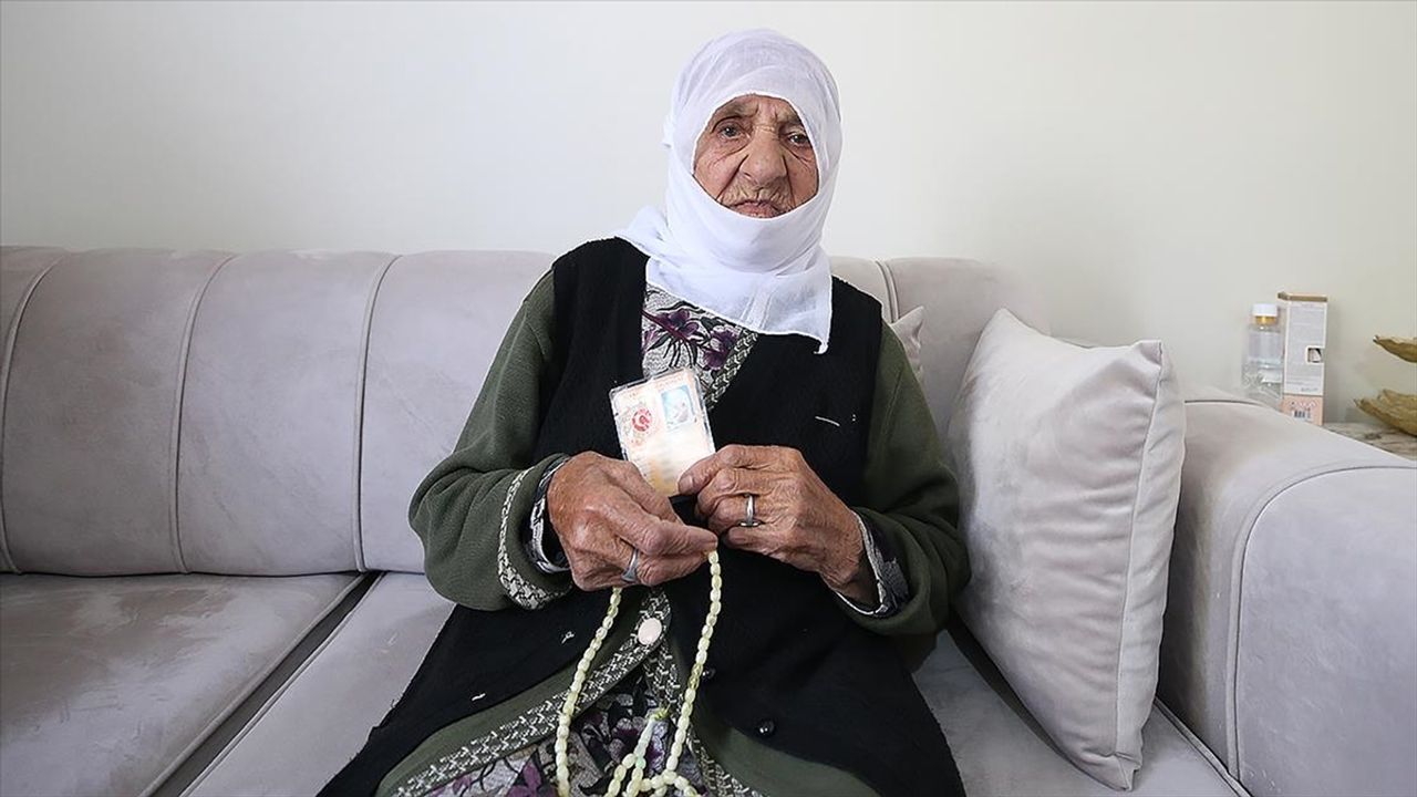 Esmer ninenin en büyük üzüntülerinden biri Atatürk'ü görememek