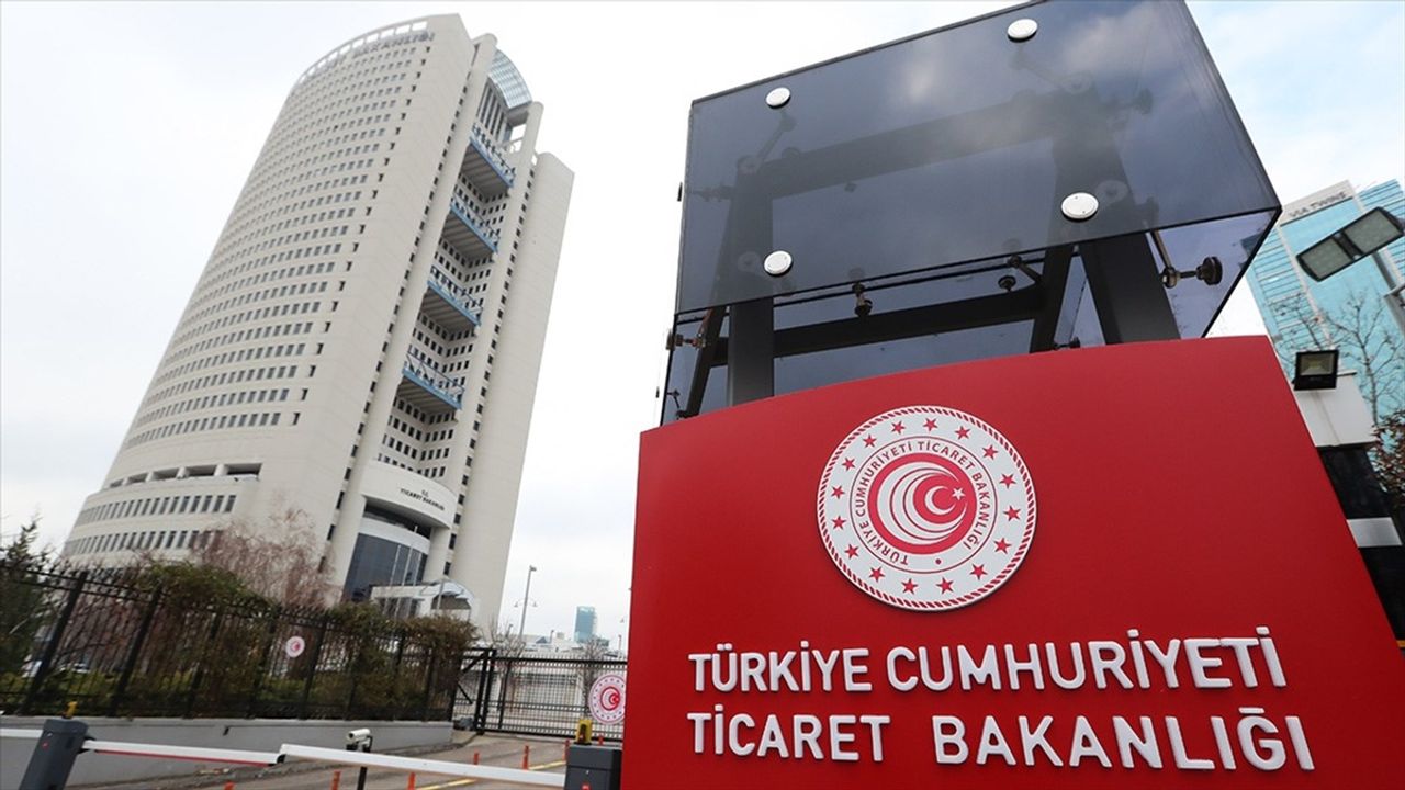 Yetki belgesiz ikinci el motorlu kara taşıtı ticaretinde bulunanlara 174 milyon lira ceza kesildi