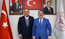 AK Parti'li Mevlüt Çavuşoğlu, Antalya'da ziyaretlerde bulundu