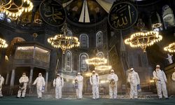 Ayasofya-i Kebir Cami-i Şerifi'nde ramazan temizliği yapıldı