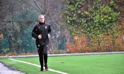 Süper Lig'in profesör hakemi, öğrencilerini spora yönlendiriyor