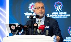 Bakan Işıkhan: Gençliğin emeği olmadan bu ülkenin ne sanayisi yükselebilir ne kalkınması tamamlanabilir
