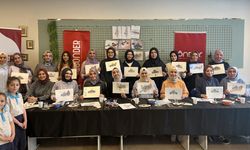 Eyüpsultan'daki öğretmenlerden Gazze'ye resimli destek