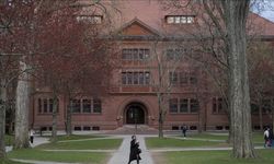 Harvard Üniversitesindeki öğrencilerin yakınları ABD hükümetinin politikalarına tepkili
