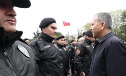 İçişleri Bakanı Yerlikaya: İstanbul'da 407, Tokat'ta 1 ve Van'da da 1 olmak üzere 409 şahıs gözaltına alındı
