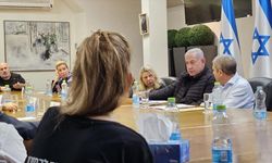 İsrail basını: Netanyahu esir ailelerine Witkoff'un geçici ateşkes taslağını kabul edeceklerini söyledi