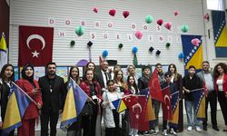 İstanbul ve Saraybosnalı öğrenciler, "kardeş okul" projesinde buluştu