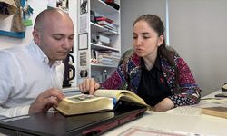 Tez hazırlarken literatüre yeni anlatı modeli kazandırdılar