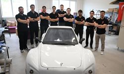 Üniversite öğrencileri ürettikleri elektrikli otomobille TEKNOFEST'te zirveyi hedefliyor