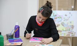Vanlı öğrenci "Yeşilayın yeşil kuşları" resmiyle Türkiye birincisi oldu