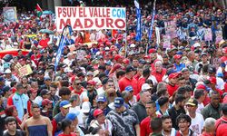 Venezuela'da iktidar partisi parlamento ve bölgesel seçimlerde gücünü pekiştirdi