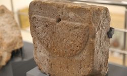 Ani'deki kazılarda bulunan yaklaşık 1000 yıllık güneş saati görücüye çıktı