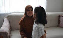 Annesini doğumda kaybeden Meryem, koruyucu ailesinin "en özel" çocuğu oldu