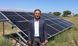 Atıl araziyi tarıma kazandıran akademisyen güneş enerjisiyle meyve ağaçları yetiştiriyor