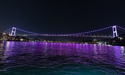 FSM Köprüsü Global Wellness Day'in 14'üncü yılı kapsamında magenta rengine büründü