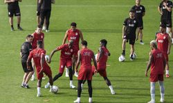 Galatasaray'da Şampiyonlar Ligi için "güçlü kadro" çalışmaları