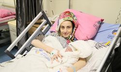 Hamileyken karaciğer nakli yapıldı, hem sağlığına hem bebeğine kavuştu
