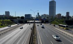 İstanbul'da bayram arifesinde sabah yollar boş kaldı