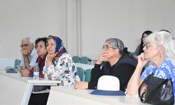 "Öğrenmenin yaşı yok" diyerek 60 yaşından sonra "üniversiteli" oldular