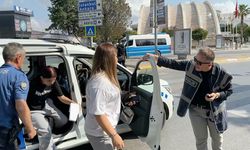 Sakarya'da polis ekipleri, kimliğini kaybeden öğrenciyi LGS sınavına yetiştirdi
