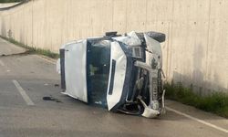 Tokat'ta minibüsün devrilmesi sonucu 10 kişi yaralandı