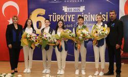 Bilnet Okulları'ndan 6 öğrenci LGS sınavında tam puan aldı
