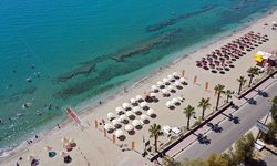 Kuşadası ve Didim'in sahillerinde 39 mavi bayrak dalgalanıyor