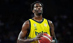 Nigel Hayes-Davis kariyerine NBA'de devam edecek