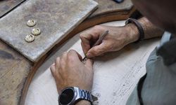 Osmanlı mirası küpeyi gelecek kuşaklara aktarmaya çalışıyor