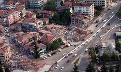 17 Ağustos Marmara Depremi'nin üzerinden 26 yıl geçti
