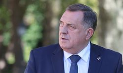 Bosna Hersek Merkez Seçim Komisyonu, Bosnalı Sırp lider Dodik'i görevden aldı