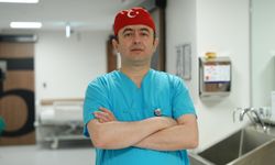Kapalı ameliyatla testis kanserinden kurtuldu