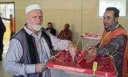 Libyalılar yerel seçimlerin ikinci aşaması için sandık başında
