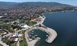 Marmara Depremi'nin merkez üssü Gölcük'te konutlar 'güvenle' dönüştürülüyor