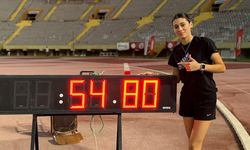 Para atlet Aysel Önder, kadınlar 400 metre dünya rekorunu kırdı