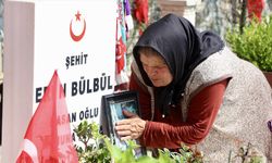 Şehit Eren Bülbül'ün annesi: Evlat kokusuna doyamadım