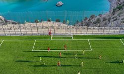 Şırnaklı gençlerin tarladan baraj gölü manzaralı stada uzanan futbol öyküsü