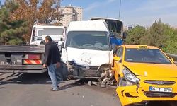 Ankara'da 6 aracın karıştığı zincirleme trafik kazasında 6 kişi yaralandı