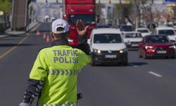 Ankara'da Cumhuriyet Bayramı etkinlikleri nedeniyle yarın bazı yollar trafiğe kapatılacak
