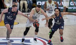 Basketbol Avrupa Ligi'nde Türk derbisinin galibi Fenerbahçe Beko