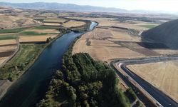 Dev boruların döşendiği Muş Ovası'nda tarım arazileri suya kavuşacak