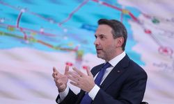 Enerji ve Tabii Kaynaklar Bakanı Bayraktar, Diyarbakır'da 4 sahada 24 sondaj yapılacağını açıkladı