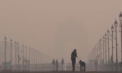 Hindistan, başkent Yeni Delhi'de hava kirliliğine karşı 'yapay yağmur' denemeleri yapıyor