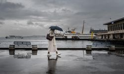 İstanbul'da pazartesi günü kuvvetli yağış ve fırtına uyarısı