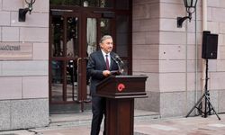 Koç Üniversitesi Tıp Fakültesi'ne iş insanı Sinan Dereli'nin adı verildi