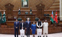 TBMM Başkanı Kurtulmuş, Pakistan'da Pencap Eyalet Meclisi'ni ziyaret etti