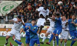 Trabzonspor, deplasmanda Çaykur Rizespor'u 2-1 yendi
