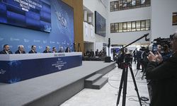 Üç iletişim operatörünün üst yöneticisi 5G ihalesini değerlendirdi