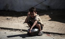 UNICEF, Gazze'de ateşkese rağmen yeterli gıdaya erişemeden aç uyuyan binlerce çocuğun bulunduğunu bildirdi